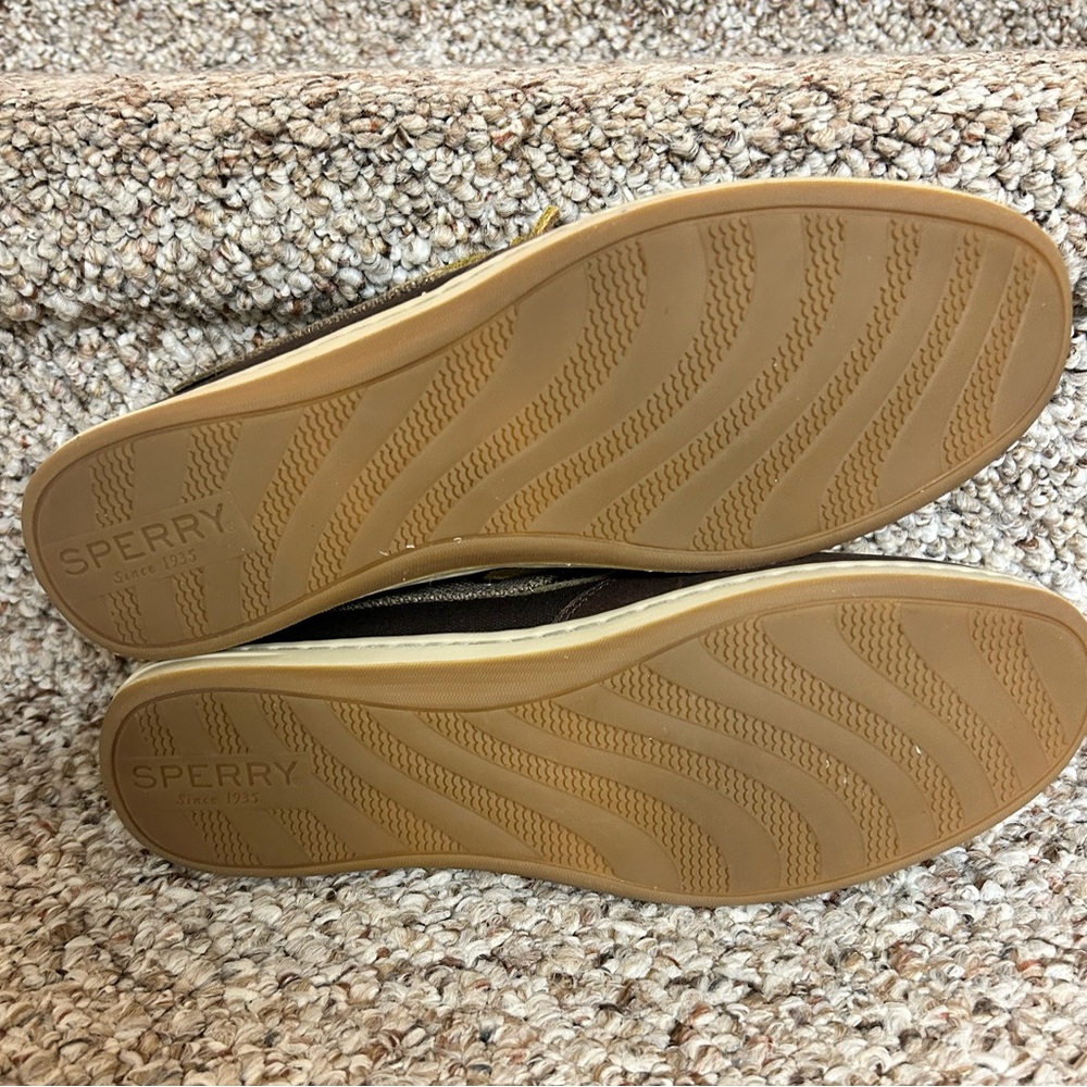 Women’s Sperrys - Picture 4 of 6